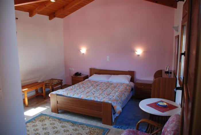 Hotel Bonis Samos Town Quarto foto